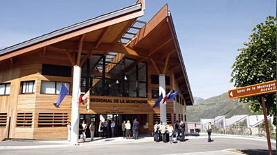 Lycée de la montagne à Valdeblore dans les Alpes Maritimes
