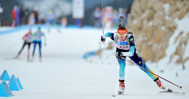 Le biathlon allie le ski de fond et le tir à la carabine